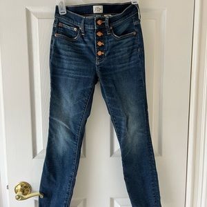 J. Crew toothpick jeans. Size petite 24 and 9”. Lightly worn.